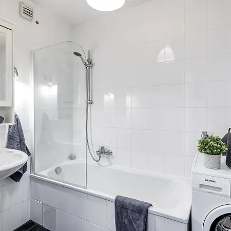 2br In Schwabing- What'app - 0034-635-520-036 - For Reservations! 公寓 *